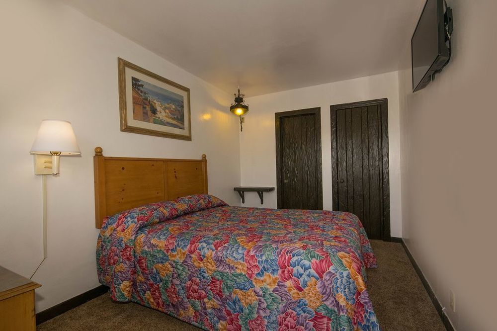 Scandia Motel Carlsbad Buitenkant foto