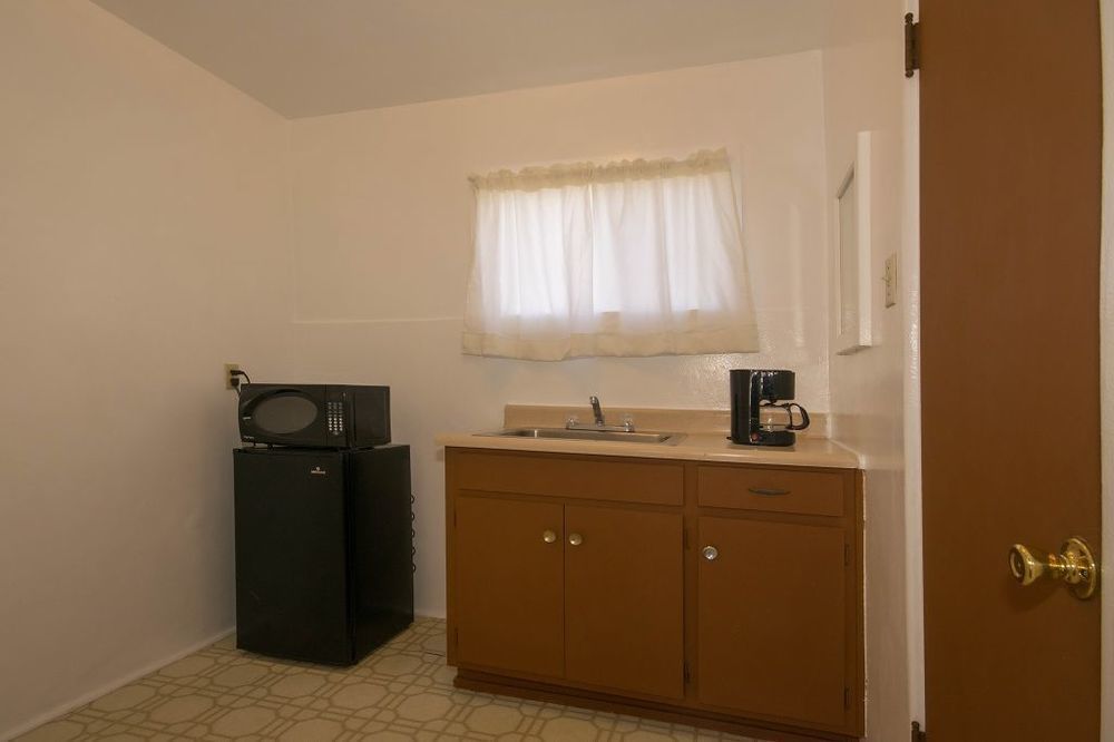 Scandia Motel Carlsbad Buitenkant foto